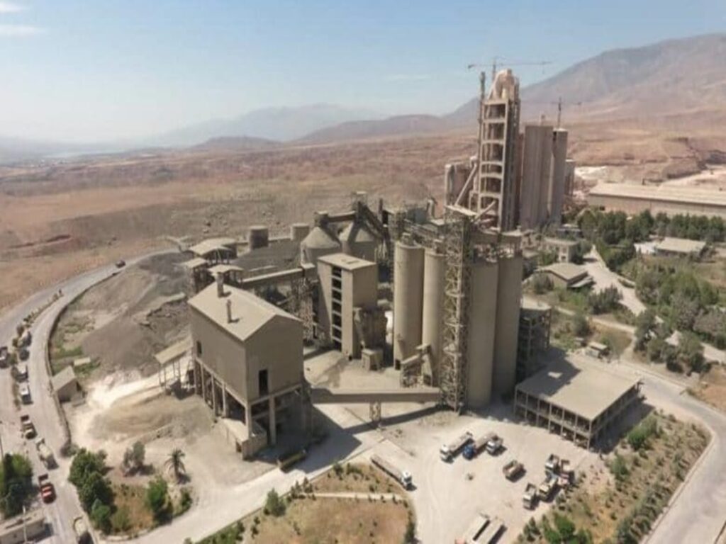 جاروبرقی صنعتی سیمان | حذف گرد و غبار سیمان با مکنده صنعتی قدرتمند 1 جاروبرقی صنعتی سیمان
