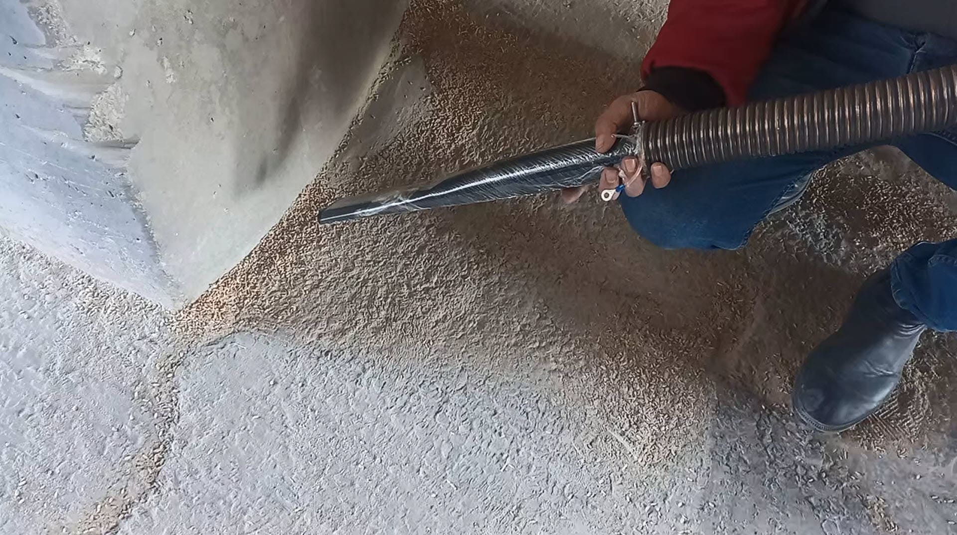 جاروبرقی صنعتی صنایع غذایی 17 2024 02 14 09 11 39