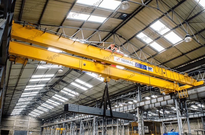 نقش جاروبرقی صنعتی در نظافت جرثقیل سقفی و اجزای کلیدی