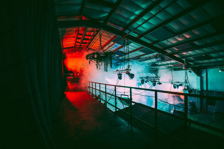 کاربرد جاروبرقی صنعتی در صنعت رنگ و رزین