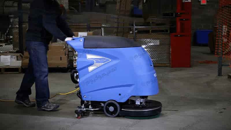 تفاوت اسکرابر باتری‌دار و برقی (کابلی) از نظر نحوه کار و منبع تغذیه​