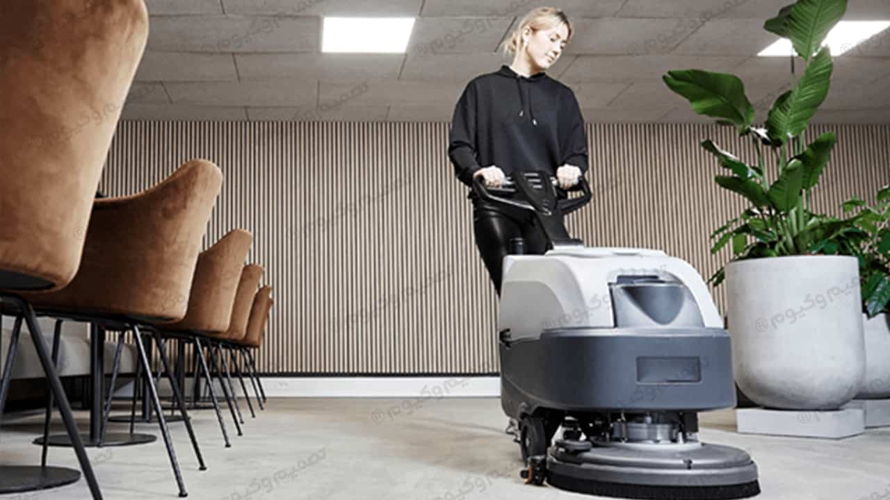 اسکرابر باتری‌دار یا برقی؟ کدام برای فضای شما کم‌دردسرتر است؟