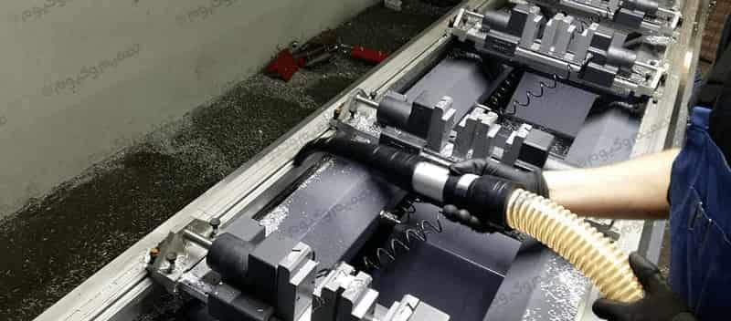 Industrial Vacuum Cleaner for Oil–Chip Separation1 1