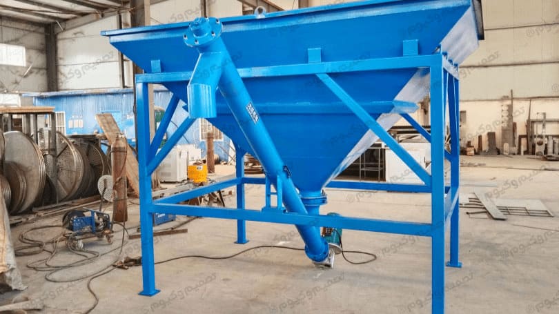 برای خرید هاپر صنعتی باید به ظرفیت و ابعاد آن توجه کرد