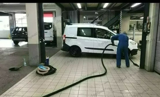 جاروبرقی سه موتوره اب و خاک تصمیم وکیوم مخصوص کارواش